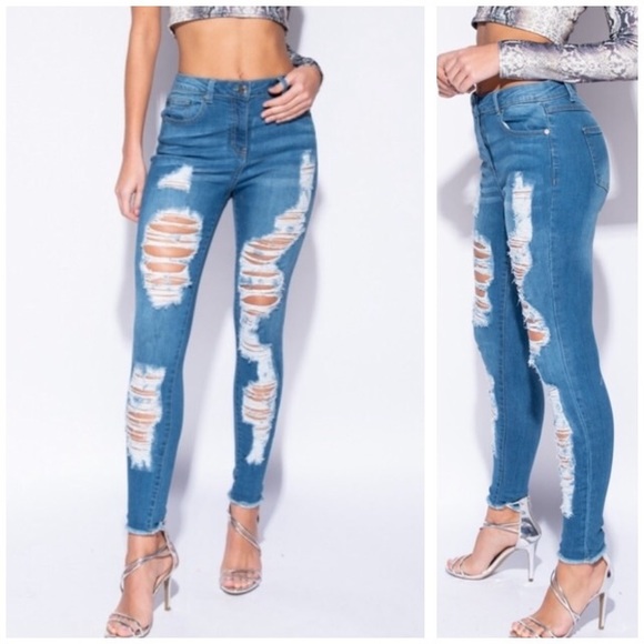 Distressed Frayed Hem High Waist Jeans - Picture 2 of 8